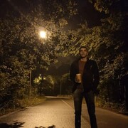  ,   Anton, 27 ,  