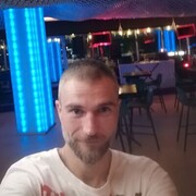  ,   Anatolii, 39 ,   ,   , c 