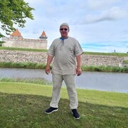  ,   Viktor, 55 ,   c 