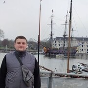 Gliwice,   Serhii, 38 ,   ,   , c 