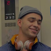  -,   Armen, 21 ,   