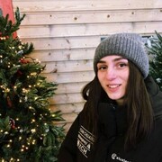  ,  lenka, 30