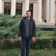  ,  Andrei, 31