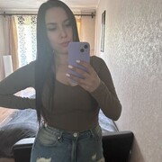  , 