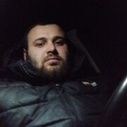  ,  Malik, 26