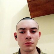  ,  Andriu, 25