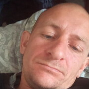  ,  Maksym, 40
