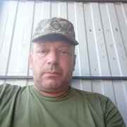  ,  Valera, 48