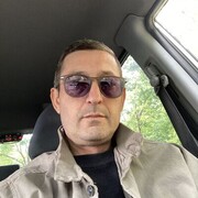  ,   Valeri, 43 ,   ,   