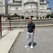  ,  Ridvan, 34