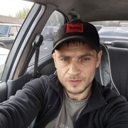  ,  Jon, 35