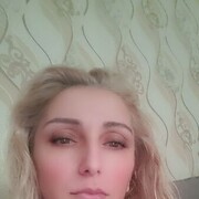  ,  Lusine, 45