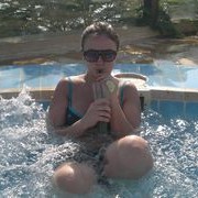  ,   Queen, 39 ,   