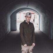  ,   Vadim, 31 ,  