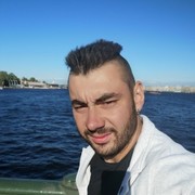  ,  Branko, 40