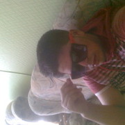  ,   Axa, 32 ,   