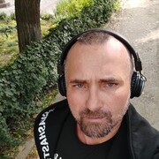  ,   Denis, 44 ,   ,   , c 