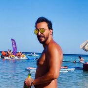  ,   Rami, 43 ,   ,   