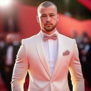  ,   Bekzod, 35 ,   ,   