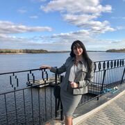  ,  Julia, 49