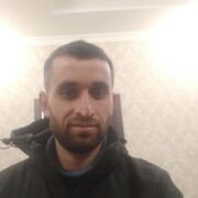  ,   Artur, 37 ,   ,   