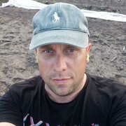  ,  Alex, 40
