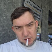  ,  Alex, 35