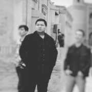  ,  Azeeck, 27