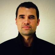  ,  Kiril, 43