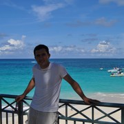  ,   Damien, 40 ,   ,   , c 
