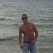  -,  Romchik, 38
