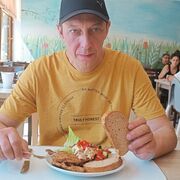  ,  Andrii, 48