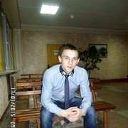  ,  Dvitrii, 33