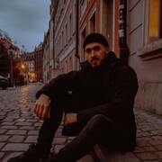  ,   Vlad, 32 ,   ,   