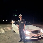  -,   Artur, 21 ,   ,   , c 