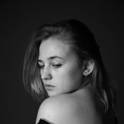  ,   Arina, 24 ,  