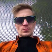  ,  Jayson, 40