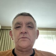  ,  Alex, 61