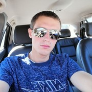  ,  Viktor, 31