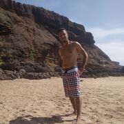  ,   Tarik, 36 ,   ,   