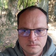  ,   Iurii, 41 ,   c 