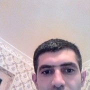  ,  Maradona, 32