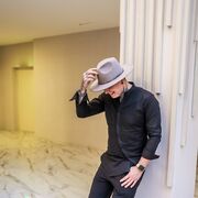  ,   Vladislav, 34 ,   ,   