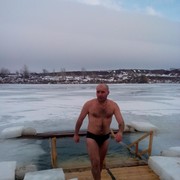  ,   Vovik, 42 ,   ,   , c , 