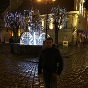  ,   Sacha, 38 ,   ,   , c 
