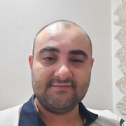  ,  Prosta, 33