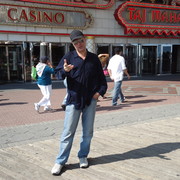  New York City,   Galaktion, 61 ,   ,   , c 