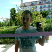  ,   Ivan, 33 ,  