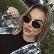  , 
