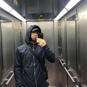  ,  Lochinbek, 25
